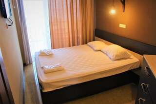 Отель Lux Apartment in The Mgzavrebi Hotel Гонио Апартаменты с 2 спальнями-44